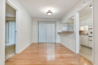 9809 Tabor St in Los Angeles, CA - Building Photo - Building Photo