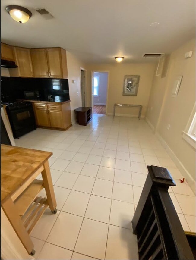 95 Paul Robeson Blvd in New Brunswick, NJ - Building Photo - Building Photo