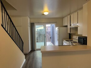 10155 Peaceful Ct in Santee, CA - Building Photo - Building Photo