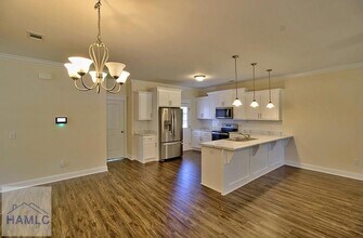 455 Bluff Rd in Jesup, GA - Foto de edificio - Building Photo