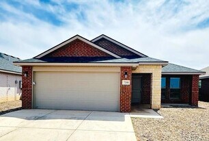 7208 E County Rd 99 in Midland, TX - Building Photo