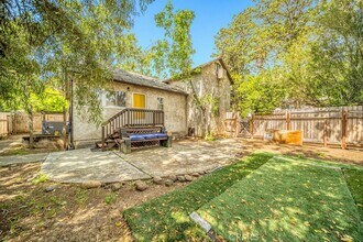 1147 W 4th St in Chico, CA - Building Photo - Building Photo