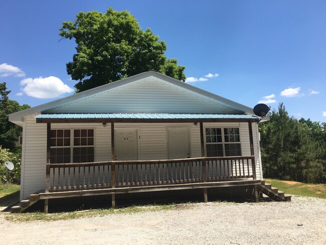 19A Private Rd 1109 in Oxford, MS - Foto de edificio - Building Photo