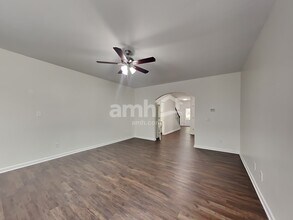 4899 McEver View Dr in Sugar Hill, GA - Building Photo - Building Photo