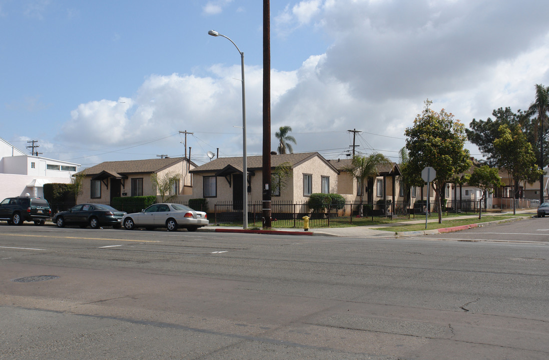 637-641 Highland Ave in National City, CA - Building Photo