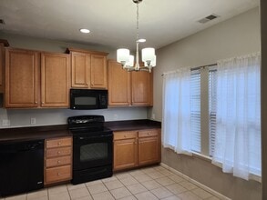 2423 Prince John Ct in Quinton, VA - Building Photo - Building Photo