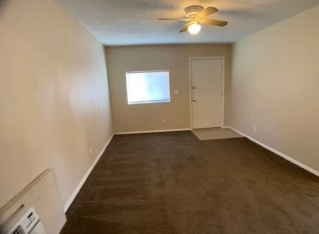 1207 N Ross Ave in Oklahoma City, OK - Building Photo - Building Photo