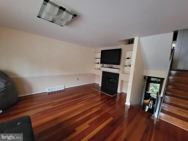 723 S 11th St in Philadelphia, PA - Building Photo - Building Photo