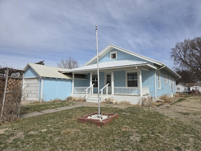 434 3rd St in Chappell, NE - Building Photo - Building Photo