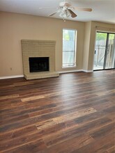 8408 Lyndon Ln in Austin, TX - Building Photo - Building Photo