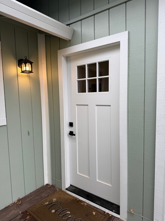 property at 19297 Mountain Meadow N