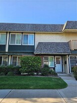 11812 Amethyst Ct in Fountain Valley, CA - Building Photo
