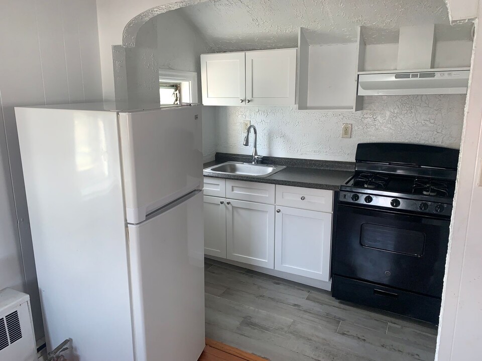 8 Overhill Rd in Upper Darby, PA - Foto de edificio