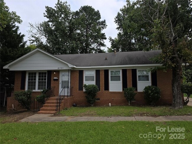 6501 Barrington Dr, Unit 01_1401