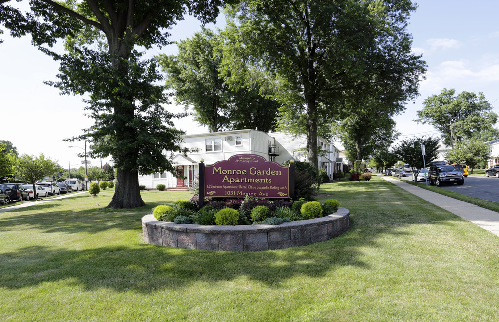 Monroe Garden Apartments in Elizabeth, NJ