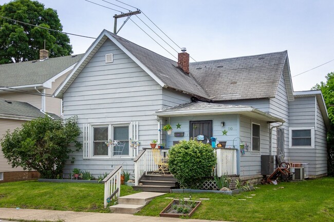 property at 710 W Kilgore Ave