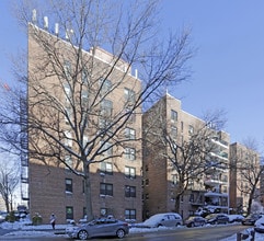 3825 Parsons Blvd in Flushing, NY - Building Photo - Building Photo