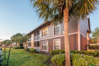 Willow Lake Crossing in Lutz, FL - Foto de edificio - Building Photo