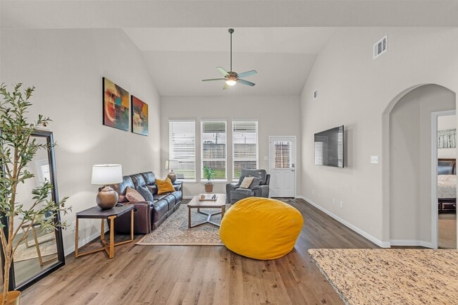 property at 14033 Lamprey Dr