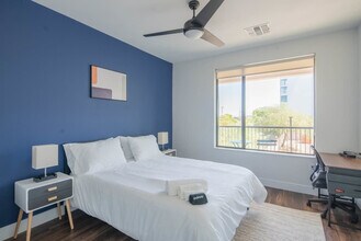 701 W Rio Salado Pkwy in Tempe, AZ - Building Photo - Building Photo