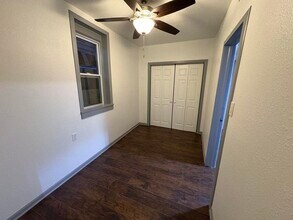 1941 S Winona Ln in Milwaukee, WI - Building Photo - Building Photo