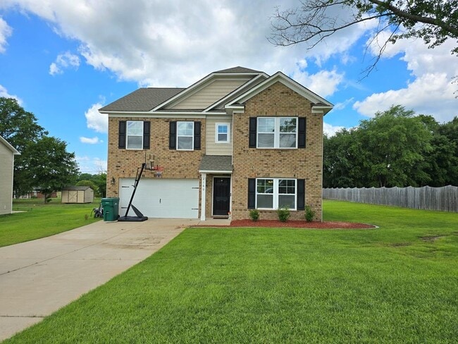 property at 2160 Alden Dr