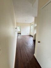 69 S Huntington Ave, Unit 8 in Boston, MA - Foto de edificio - Building Photo