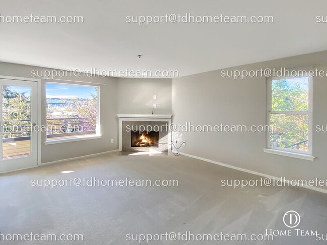 3520 Lake Washington Blvd SE in Bellevue, WA - Building Photo - Building Photo