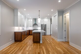 4139 N Kenmore Ave, Unit 2 in Chicago, IL - Building Photo - Building Photo