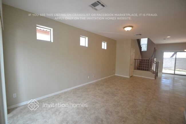 10225 W Camelback Rd in Phoenix, AZ - Building Photo - Building Photo