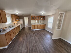 112 Opal Dr in Riverton, WY - Building Photo - Building Photo
