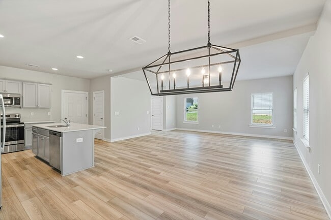 property at 1420 Brookhaven Dr