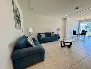 2258 Sedge Grass Wy in Orlando, FL - Building Photo - Building Photo