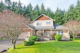 1534 12th Ln in Fox Island, WA - Building Photo