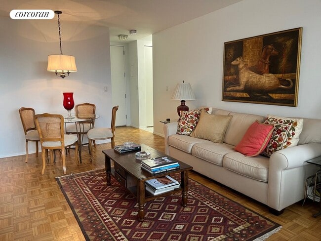 property at 161 W 61st St