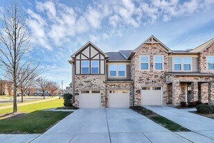 5688 Garrow Glen Rd in Charlotte, NC - Building Photo