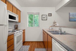 Prairie Hills in Spokane, WA - Building Photo