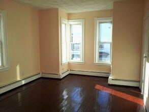 6 Young Ave in Providence, RI - Building Photo - Building Photo