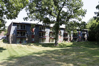 Briarlane Apartments photo'