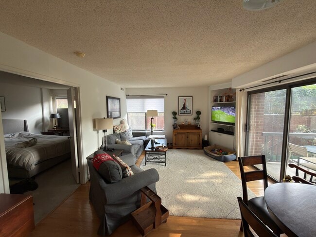 2320 Wisconsin Ave NW, Unit 212 in Washington, DC - Building Photo - Building Photo