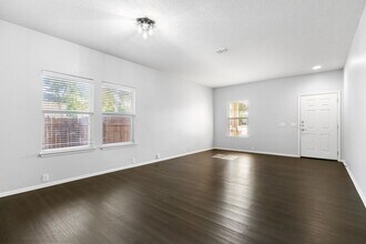 4427 Jesse Bowman in San Antonio, TX - Building Photo - Building Photo