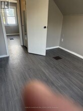 6391 McLeod Rd in Niagara Falls, ON - Building Photo - Building Photo