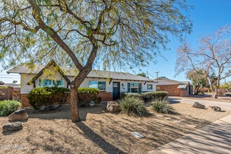 8731 E Forest Dr in Scottsdale, AZ - Building Photo - Building Photo