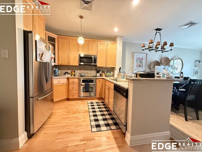 59 Walpole St, Unit 215 in Canton, MA - Building Photo - Building Photo