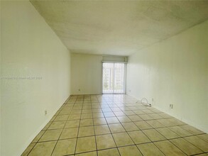 801 NW 47th Ave, Unit NA in Miami, FL - Building Photo - Building Photo