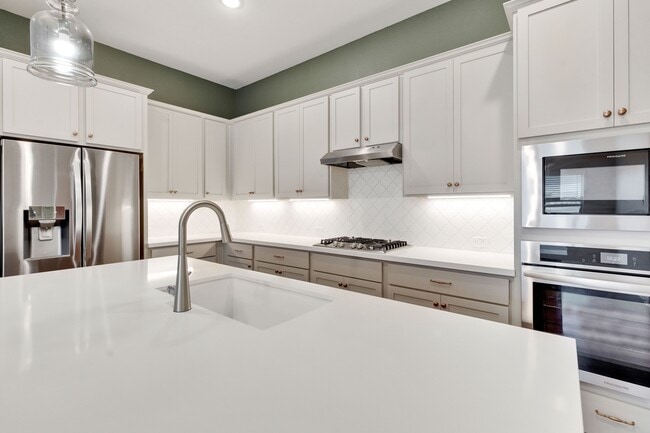 175 Short Leaf Dr in Buda, TX - Building Photo - Building Photo