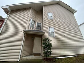 3224 Lynnhaven Dr in Virginia Beach, VA - Building Photo - Building Photo