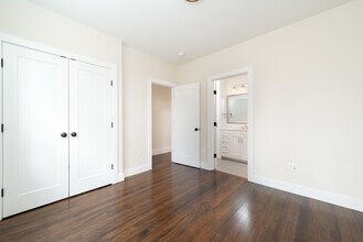 17 Playstead Rd, Unit 1 in Boston, MA - Building Photo - Building Photo