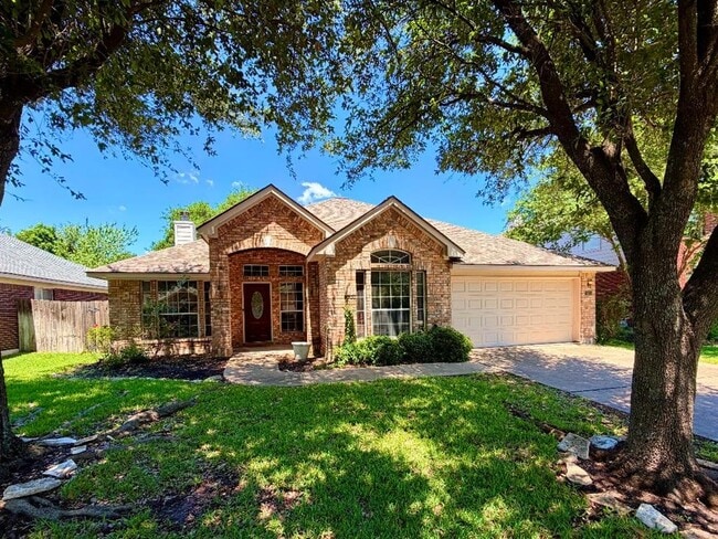 4415 Hunters Lodge Dr