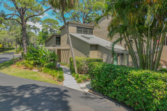 Sunfish Bay in Clearwater, FL - Foto de edificio - Building Photo